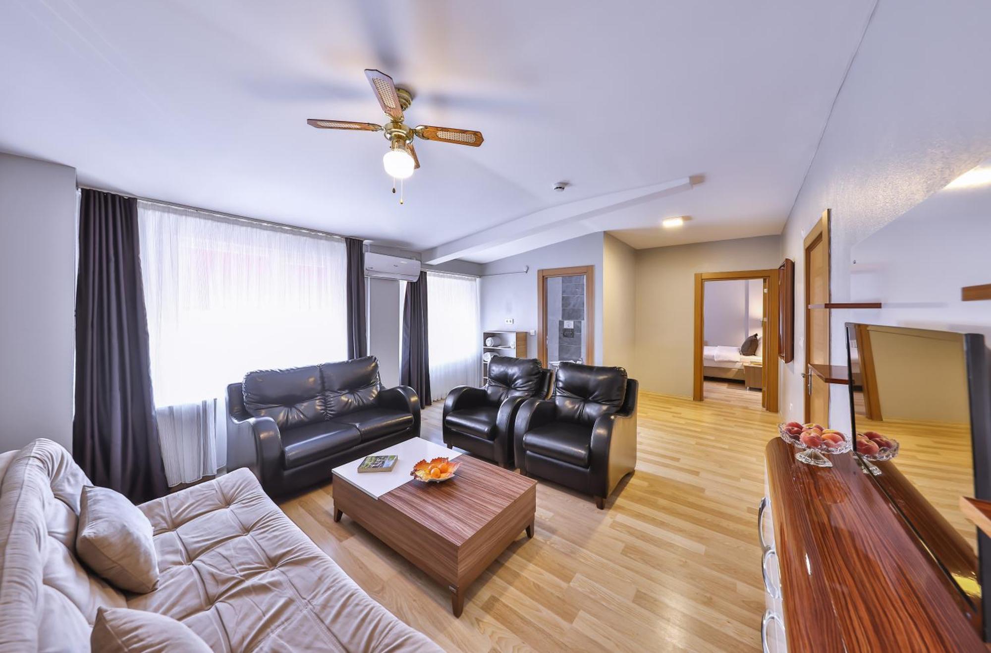 סקרייה Palmada Hotel מראה חיצוני תמונה