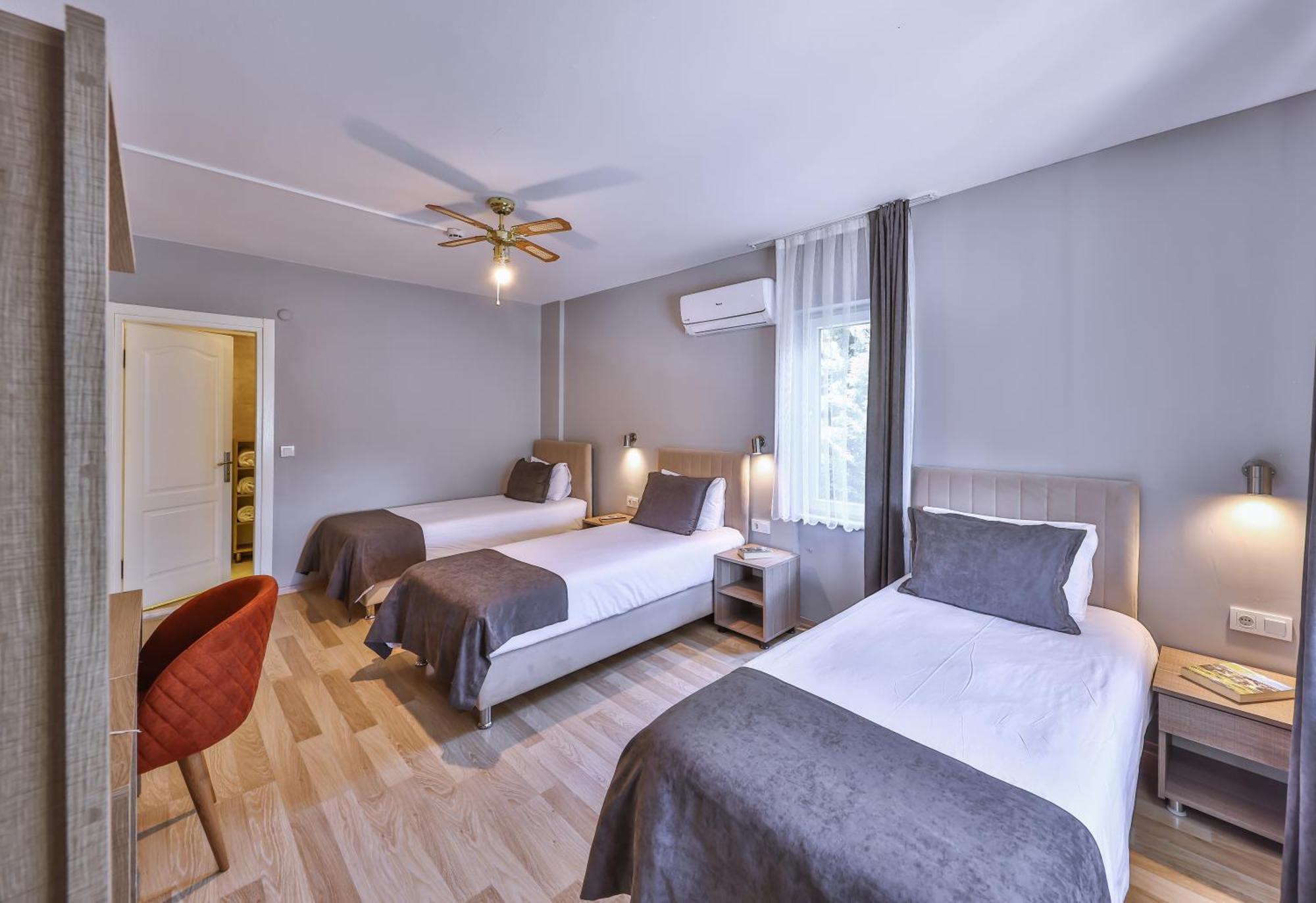 סקרייה Palmada Hotel מראה חיצוני תמונה