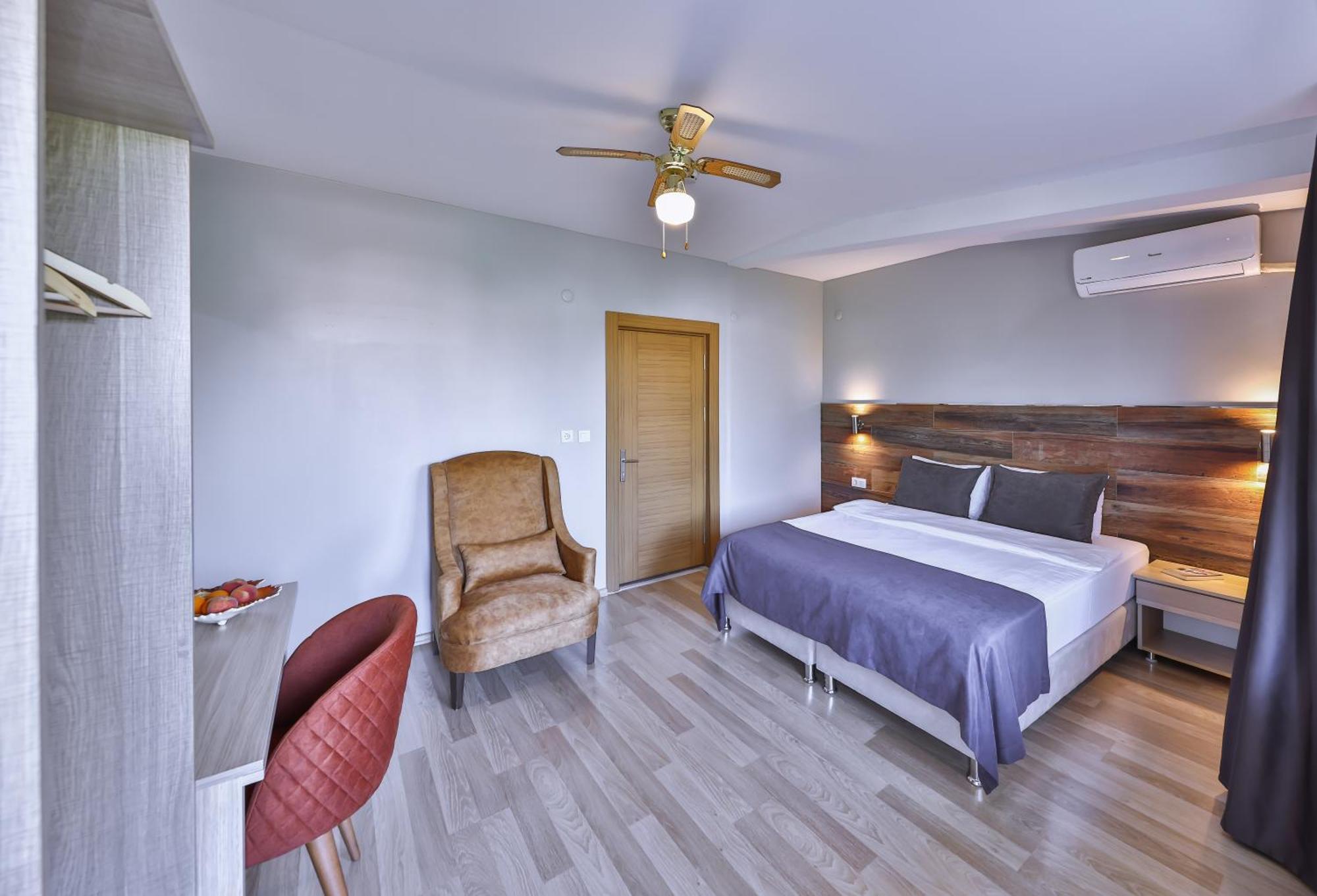סקרייה Palmada Hotel מראה חיצוני תמונה